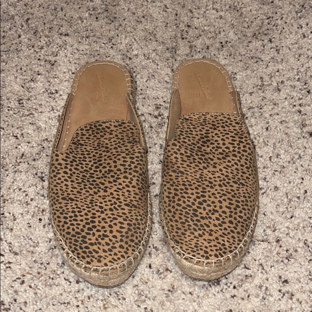 Universal thread shoes